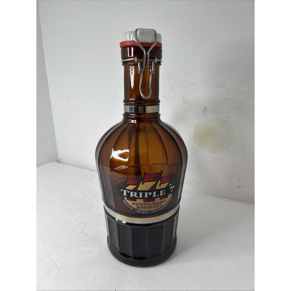 Rare Vtg Triple 7 Restaurant, Brewery Muster Geschutzt German Growler Decanter